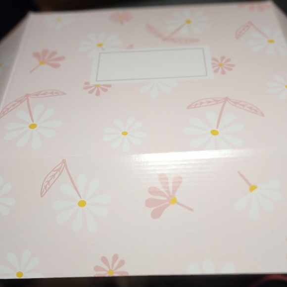 Baby Shower Gift Set +Gift Box - Picture 4 of 5